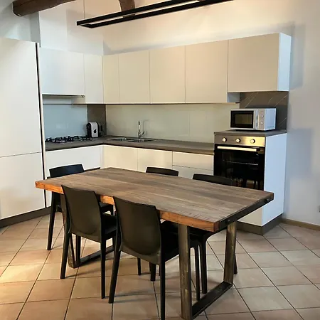 Penthouse At The Monument * Trichiana
